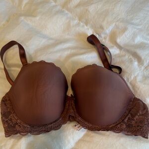 Victoria’s Secret Dream Angels lined Demi-bra